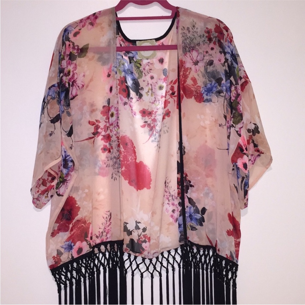 ✨ Floral Kimono with Fringe ✨
